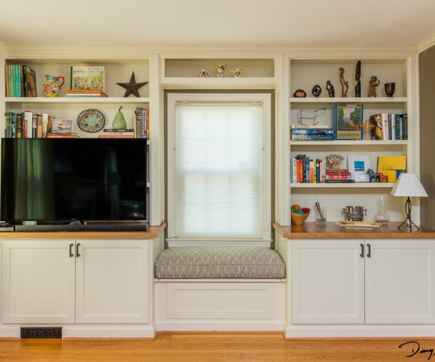 custom cabinetry_bench and sides